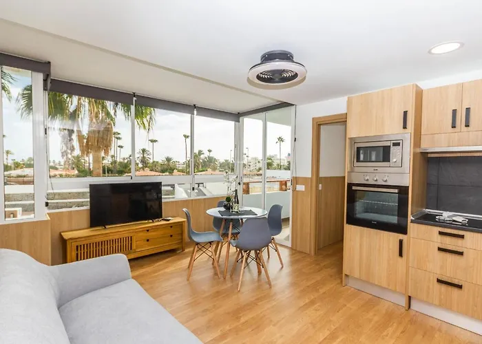 Cozy Holiday Home In Playa Del Ingles